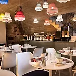 Hotel Marais Home